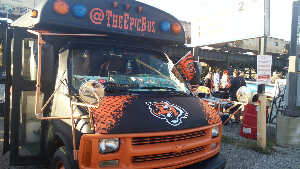 TheEpicBus's tweet photo. #CincinnatiBengals. #whodey #tailgatingislife https://t.co/rrCSMOlkwJ