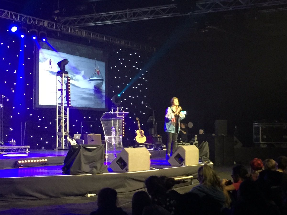 RevSwhittleston's tweet photo. Final session @LimitlessElim #Gathering16 with @laurahancock85  challenging us about Limitless Reality! #WhatDoYouSee? https://t.co/yWmiHbxl25