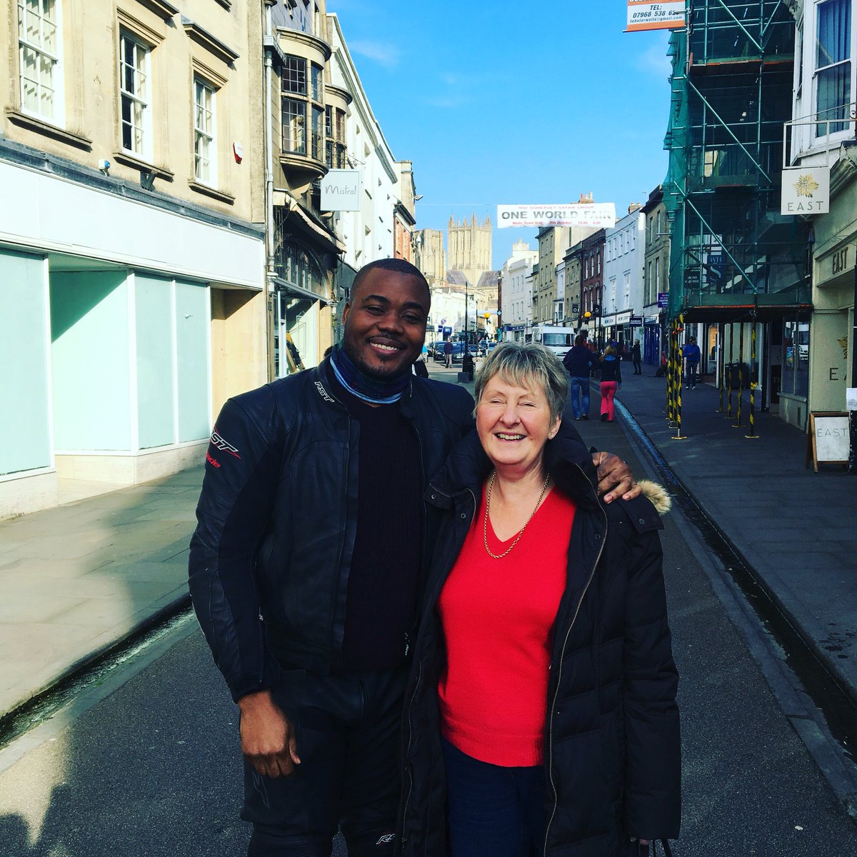 selasigb's tweet photo. From London to Somerset!ROAD TRIP? Seeing my favourite pensioner in Wells. 😉 🏍 perfect excuse and weather to get on motorbike https://t.co/37aWweLVhe