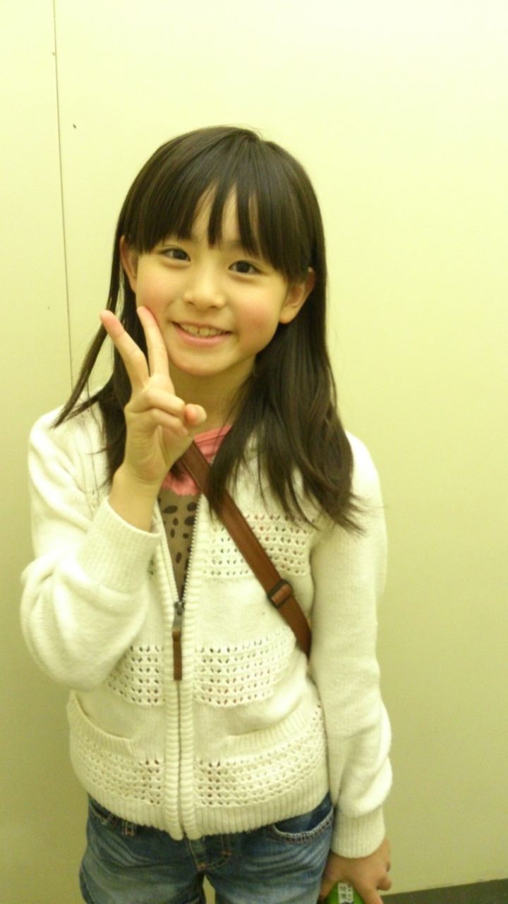 丸本凛　小学生 【速報！】丸本凛 まるもとりんちゃん 11才・小学5年生 フジテレビ「キャリア～掟破りの警察署長～」第3話  奥田百合子 （奥菜恵さん）の幼少期役 大石琳音 ちゃん として、復活！ 世界は、まだ 丸本凛ちゃん の可愛さを知らない https ...