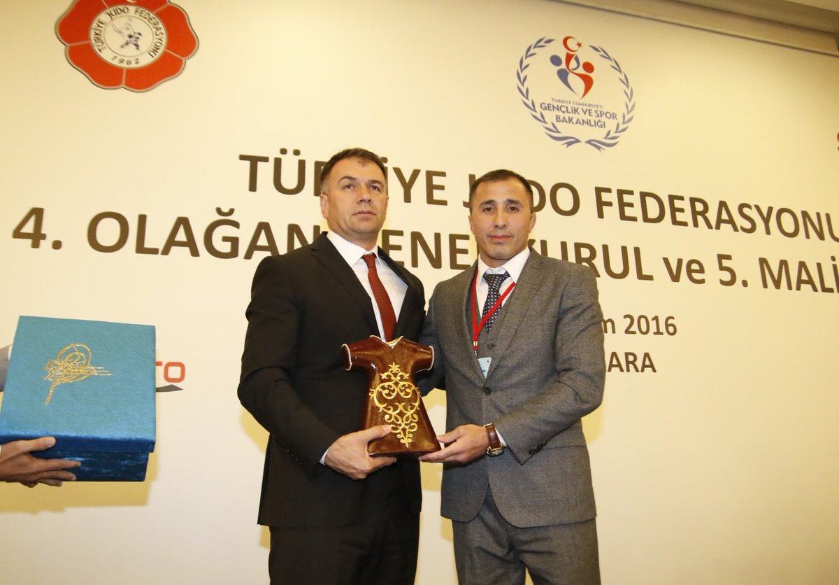 JudoInside.com (@judoinside) on Twitter photo Sezer Huysuz is elected as Turkish Federation President judoinside.com/news/1725/Form… Close finish but warm welcome. <a href="/turkjudo/">Judo Federasyonu</a> Congrats <a href="/shuysuz/">Sezer Huysuz</a> Sezer Huysuz is elected as Turkish Federation President judoinside.com/news/1725/Form… Close finish but warm welcome. <a href="/turkjudo/">Judo Federasyonu</a> Congrats <a href="/shuysuz/">Sezer Huysuz</a>
