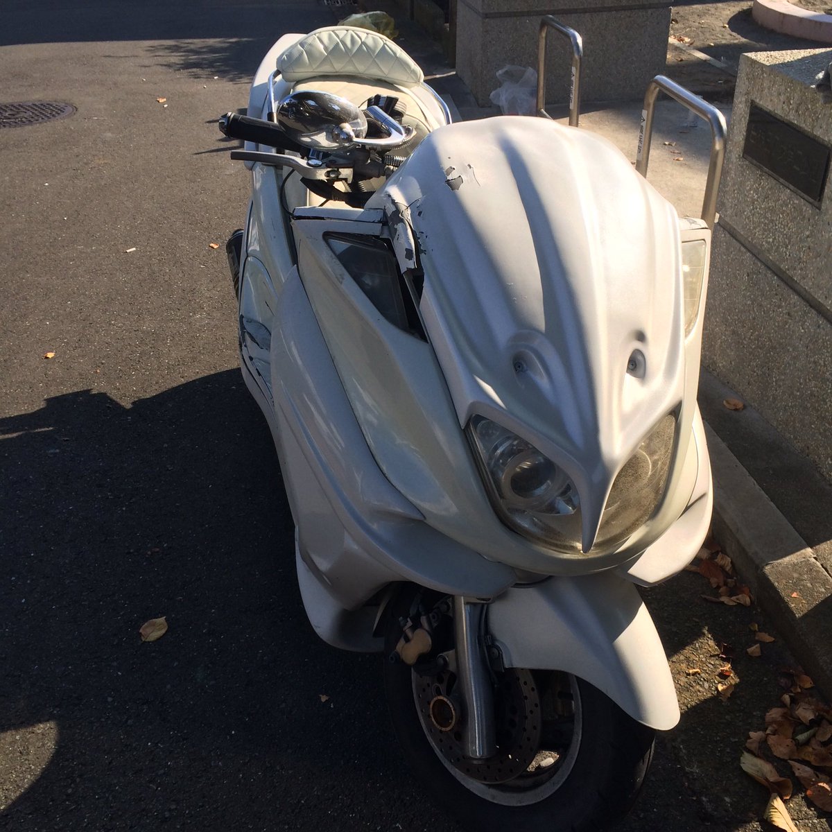 RsjhWb's tweet photo. 白マジェスティ売ります

#250cc
#ビッグスクーター
#白マジェスティ
#マジェスティ https://t.co/M6CyHus5zS
