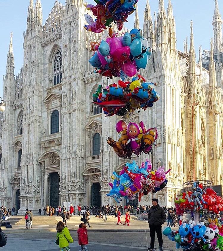 PostBadItalie's tweet photo. Milan 🇮🇹 https://t.co/xGPfmcFQnX
