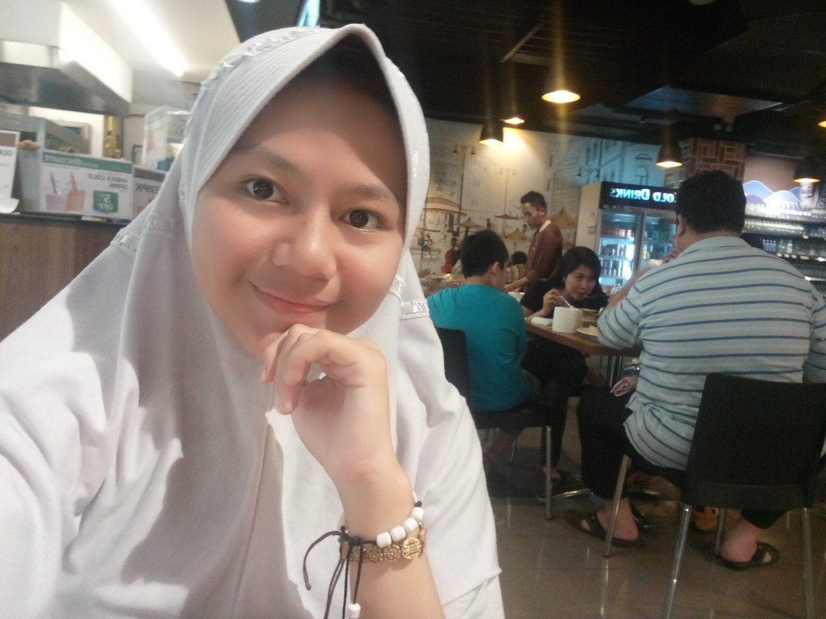 andiendien12's tweet photo. Akunya g bgt lol https://t.co/2OUNbFYSBs