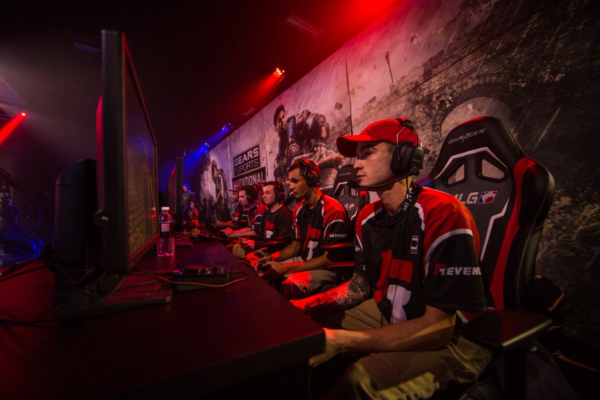 GearsEsports's tweet photo. The #GearsofWar4 @MLG Launch Invitational starts in 1.5 hours on https://t.co/6Rp7mmxTzQ ... GET READY FOR CHAMPIONSHIP SUNDAY! https://t.co/8WIxJ2ErKj