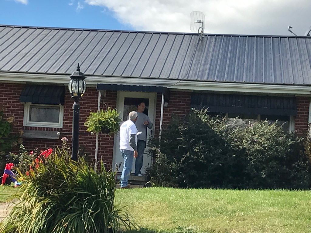 ChuckHouse62's tweet photo. Great response in beautiful Owen Co. Thanks to all my supporters and volunteers for helping! https://t.co/Q2iamLDVxi