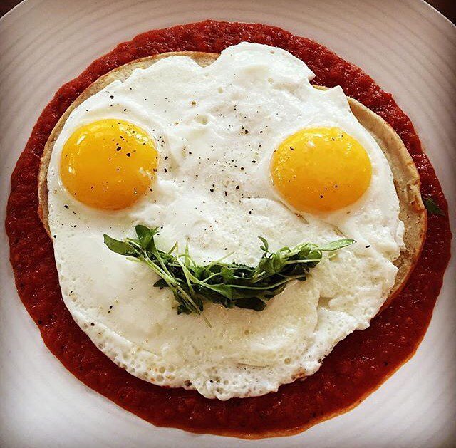 EDITIONHotels's tweet image. Sunday morning smiles c/o #MarketAtEDITION at The #MiamiBeachEDITION 🍳😄