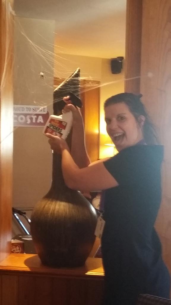 mandakwoodward's tweet photo. In the Halloween spirit at the @johnmilneTT ready for Halloween Xmas Bonanza weekend @sarah_w27  using the spider spray 👻🕷🕷 @HannahELittler https://t.co/inbzJJLxDQ