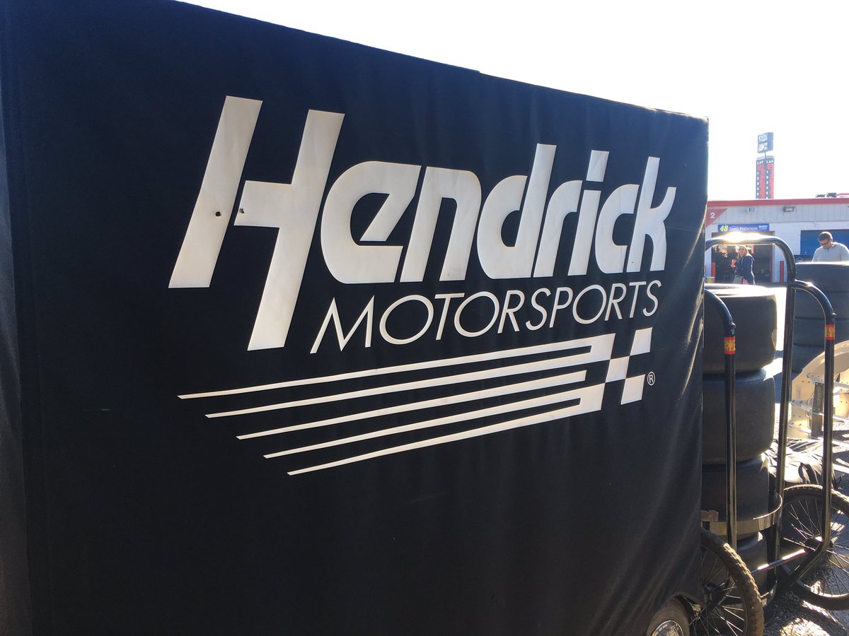 TeamHendrick's tweet photo. Thank you fans for submitting your #PitCrewChat โโ. Our guys are getting back to work prepping for today's race @TalladegaSuperS! https://t.co/HBojPm8KSr