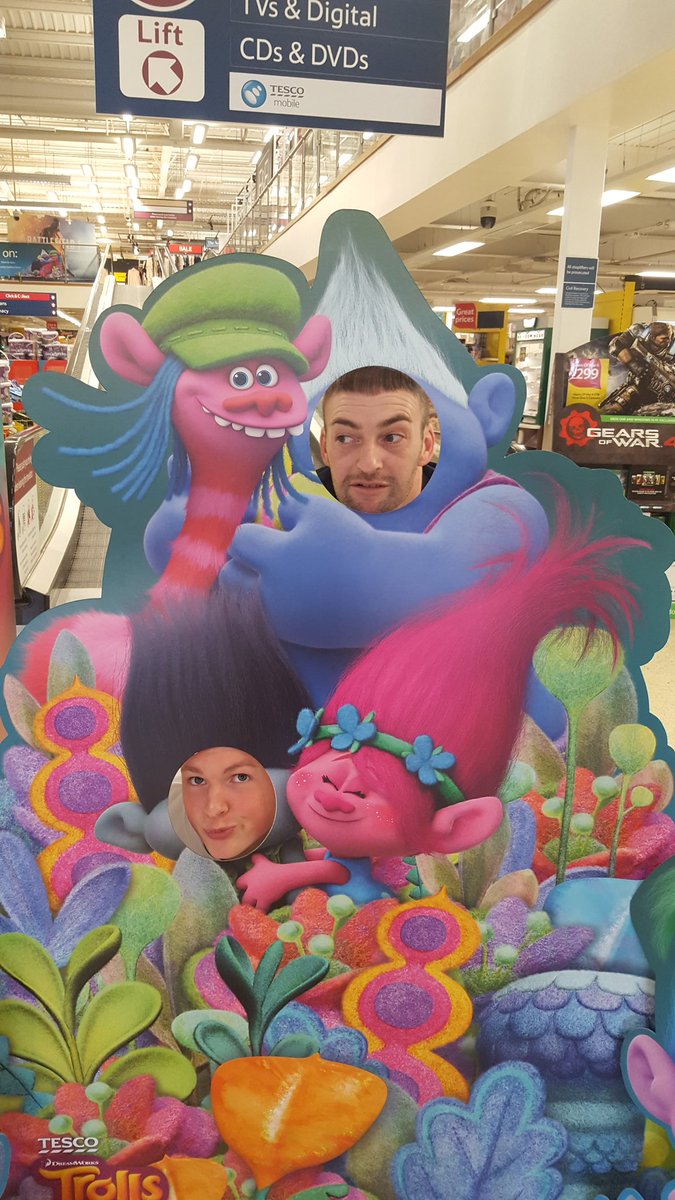 90Croft's tweet photo. #TrollsinTesco weekend is over! It was awesome! Thank you to the customers and colleagues @Tesco_Seacroft βΊπ https://t.co/k0l5aggtND