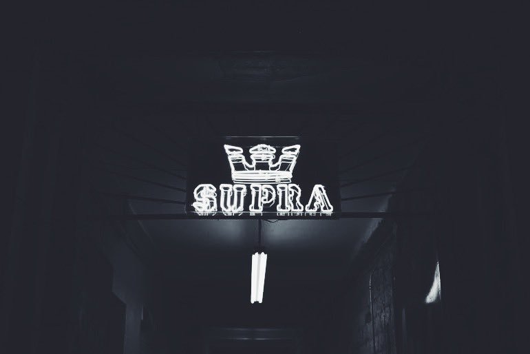 HyperAnimals's tweet photo. Gran #SupraSk8Night con #SpencerHamilton #SaschaDaley
@supramx
#supra #supramx https://t.co/XZuxmKFIFN