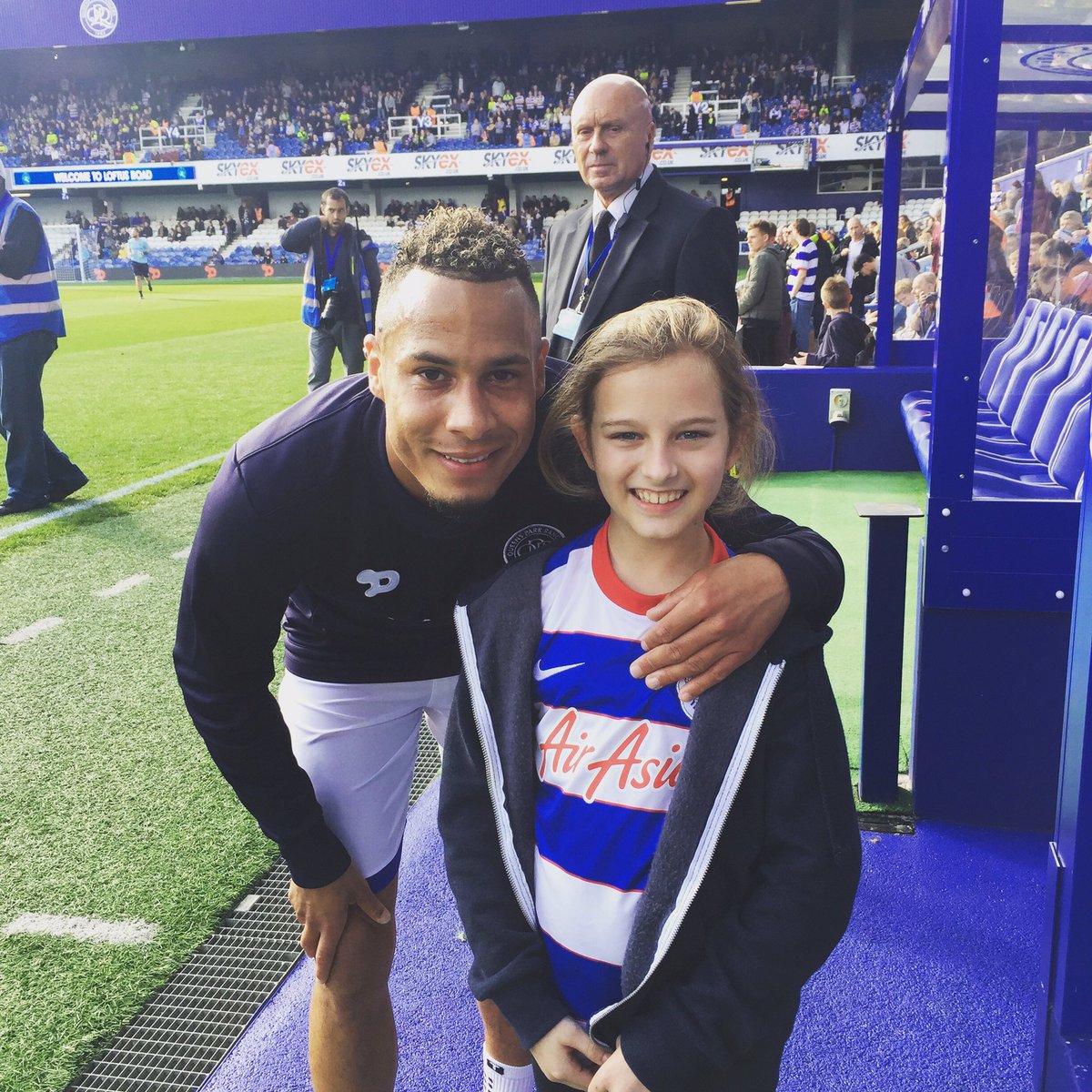 Caitlin meeting her fave player ever! <a href="/tjaronnchery/">Tjaronn Chery</a> <a href="/QPRFC/">QPR FC</a>  #COYRS #QPR #loftusroad