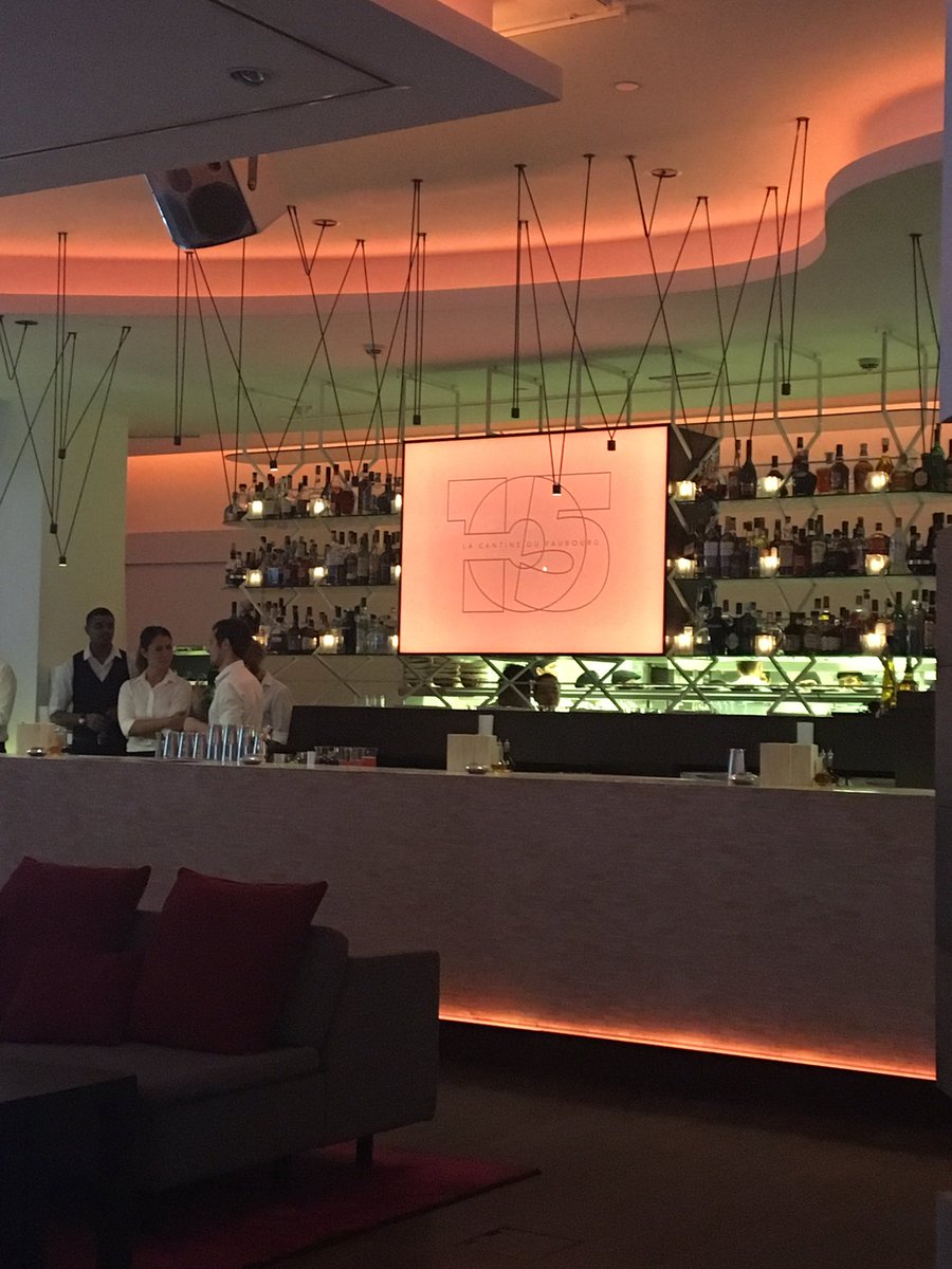 tomurquhart's tweet photo. First time @LaCantineDubai @JumeirahET for tonight's #identitydesignawards - lovely space and good buzz. https://t.co/SxE6Y4htZb
