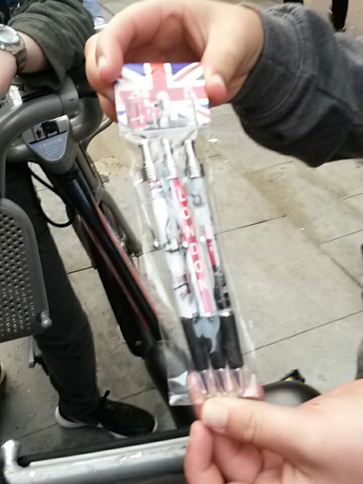 HeliosRangers's tweet photo. @BedsMonopSun £1 souvenir https://t.co/FQ99fphc5M