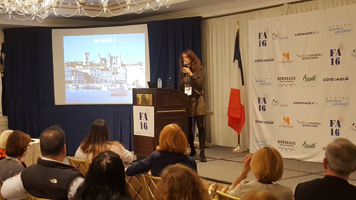 TLemierre's tweet photo. La #DestinationBordeaux et #NouvelleAquitaine présentée à plus de 80 TOs au #NewYork #FrenchAffairs par @aquitaineCRT et @BordeauxTourism https://t.co/MINbWm5s8N