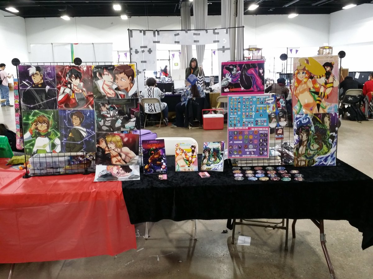 JenosonTwit's tweet photo. Come stop on by Nijicon and get sexy at my table in the Dealers room! #jenovasilver #illustration #fanart #original #rightsofspring #yaoi https://t.co/Mbq4SbnX0D