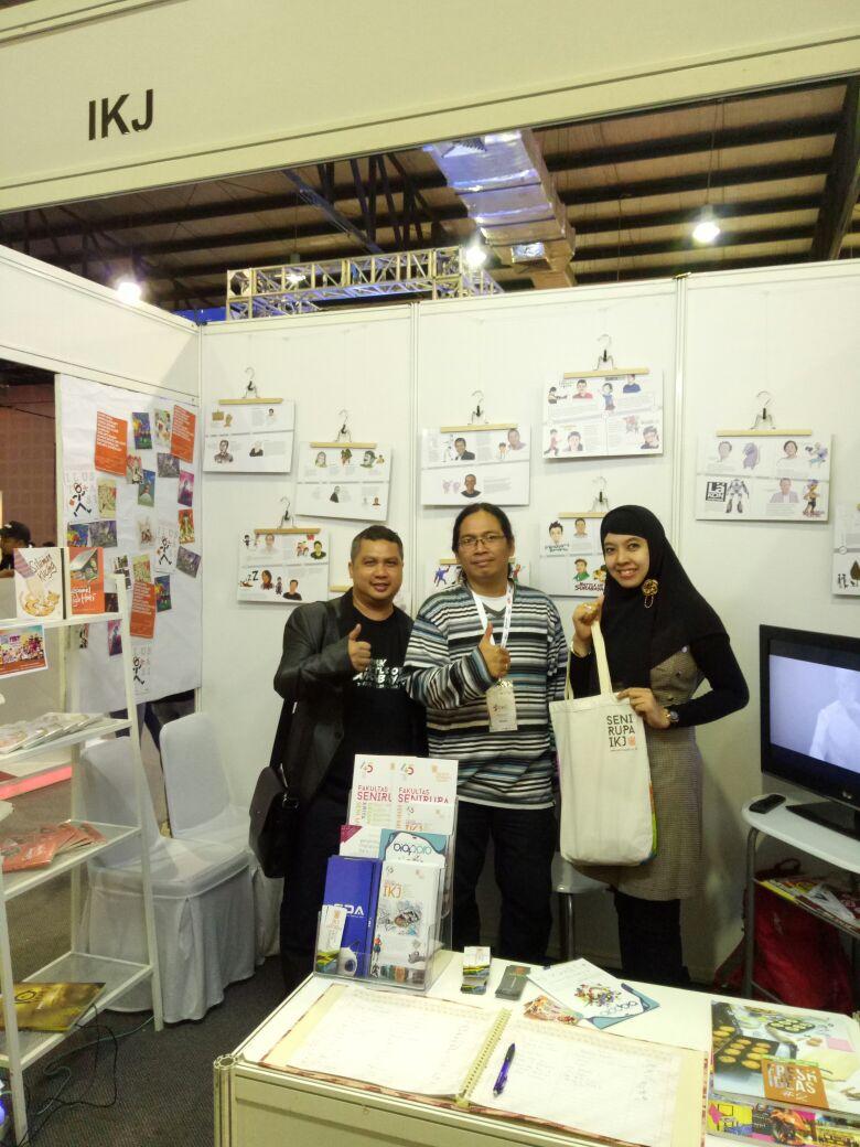 BOSMovie_ID's tweet photo. ada film @BOSMovie_ID di stand @deskovIKJ #IBX2016 https://t.co/bH6RiuwNLY