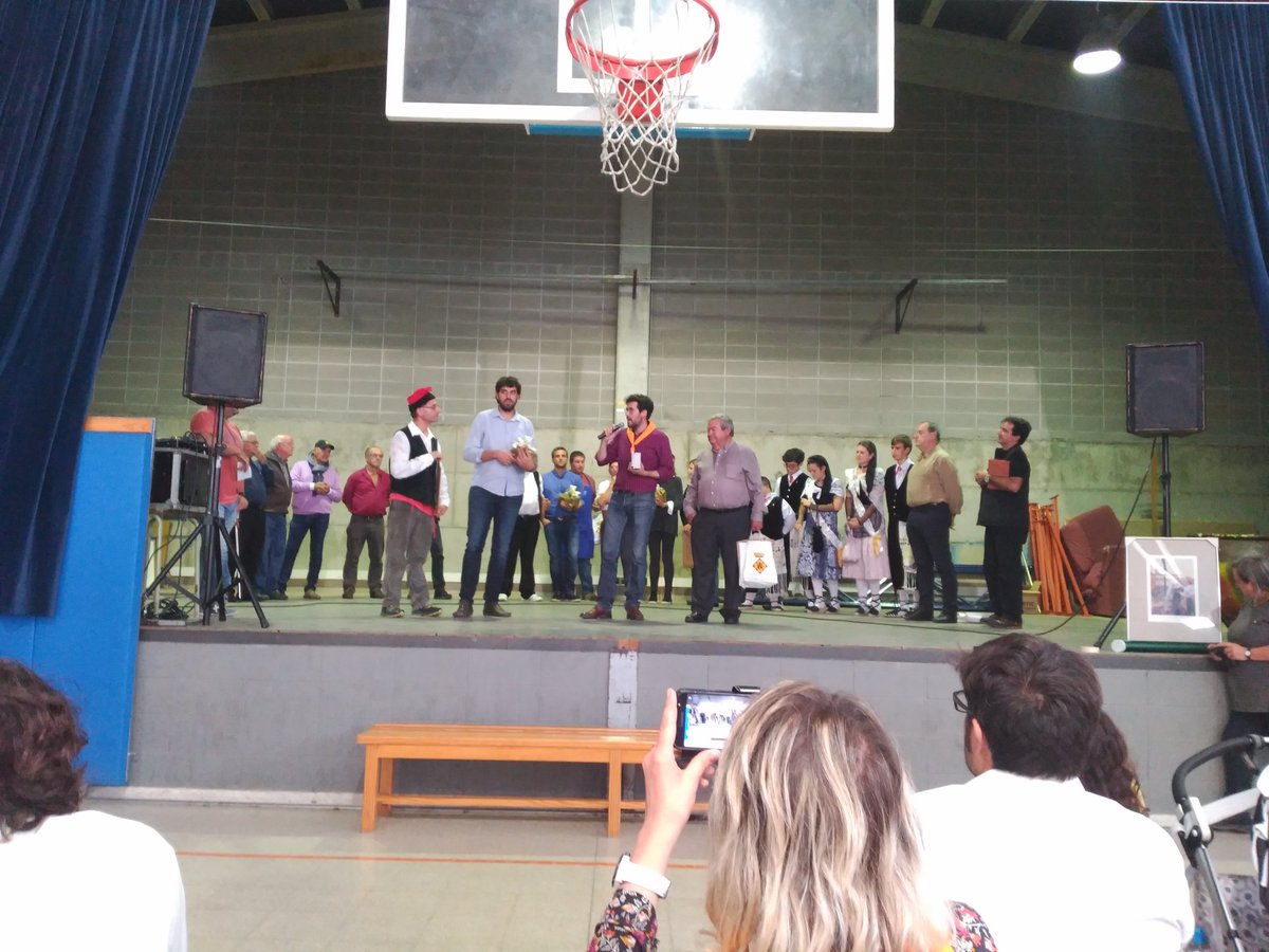 LaSopaVerges's tweet photo. Moltes gràcies amics de #LaSeu @albertbatalla  #TrobadaSopes https://t.co/XLfRE10kpz