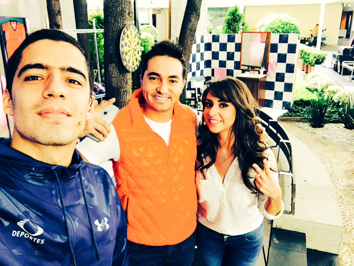 Ingrid_Garibay's tweet photo. Ya listos para @masdeporte_TD #ExpresionDigital con @Andres_Vaca_ y @pakin23 por @TD_Deportes a las 11:00 hrs 😊 https://t.co/ridJkvdl1H