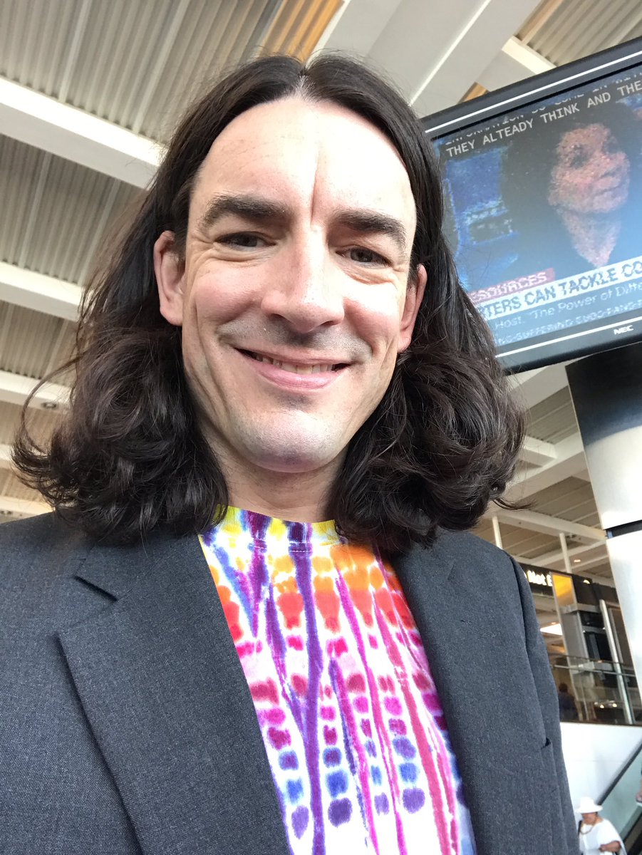 tophermallory's tweet photo. Redefining business casual all year! #tiedye365 #mexicaliblues @RetailProNews &amp; @uniteucommerce hope you like color! https://t.co/6h3PEDLvV3