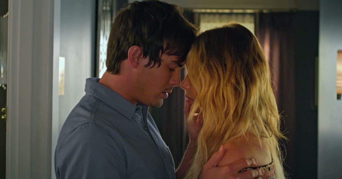 GoldenPLL's tweet photo. #Haleb #Haleb4ever https://t.co/uDsb0XarBl