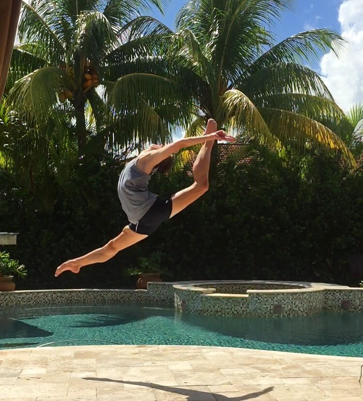 Stars Dance Company tweet media