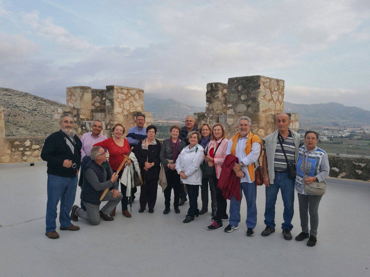 La <a href="/FeriaArtefiesta/">Artefiesta</a> ha traído más visitantes que de costumbre a #Villena. Os dejamos fotos de las visitas al Castillo de la Atalaya!