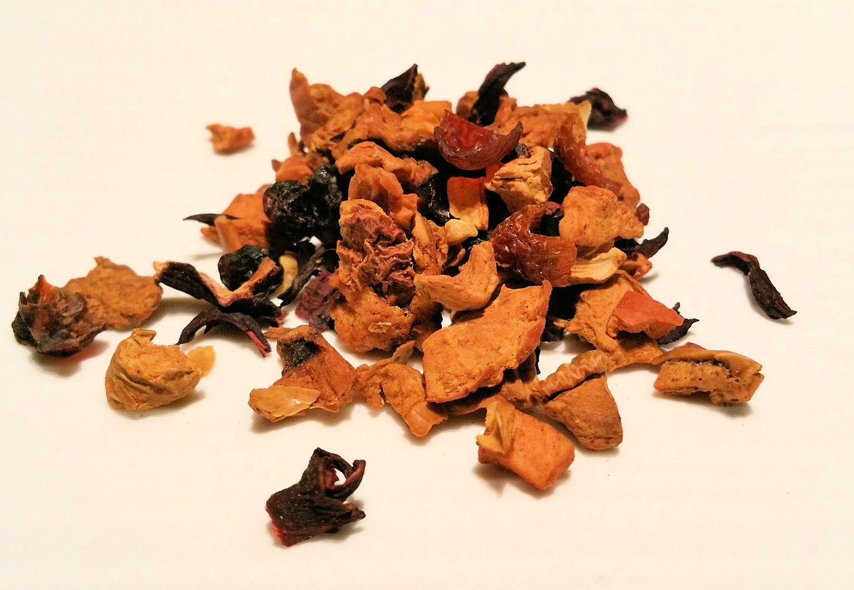 TeaBarrCo's tweet photo. What could be better than warm apple strudel?  Our Apple Strudel herbal blend is perfect for Fall!  #looseleaftea  https://t.co/cOwjB2aNJC https://t.co/QljmCewEDc