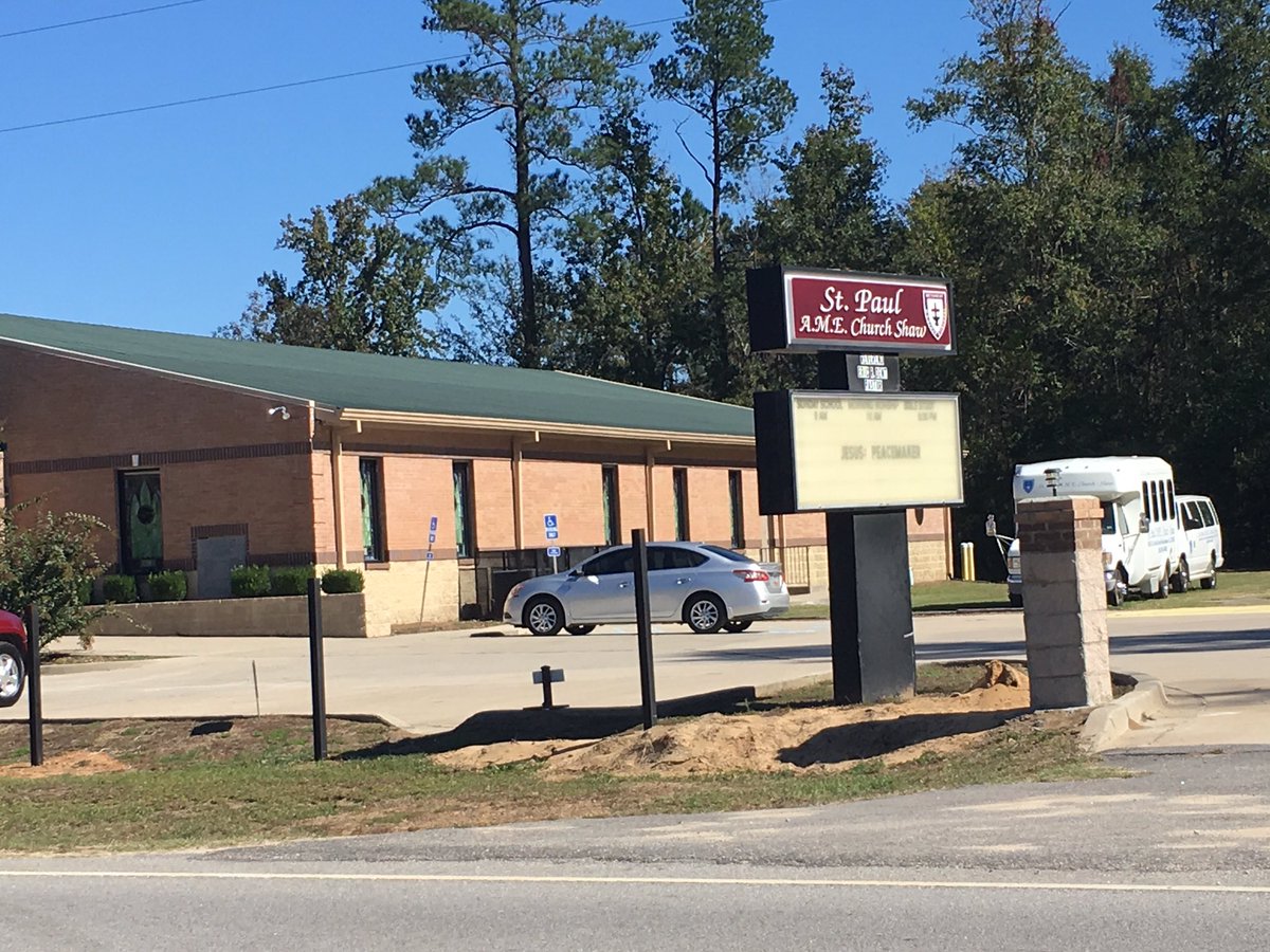 BillieJeanTV's tweet photo. #BREAKING A man is in critical condition after being stabbed by another man while in Sunday School per Sumter Co. Sheriff's Office. @wis10 https://t.co/k92JdFHdCq
