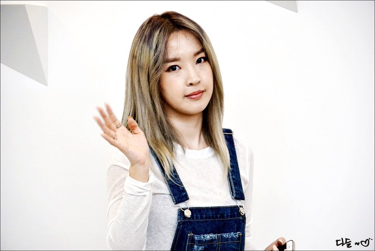 jiyoonpics's tweet photo. https://t.co/2rDfOAlGPk