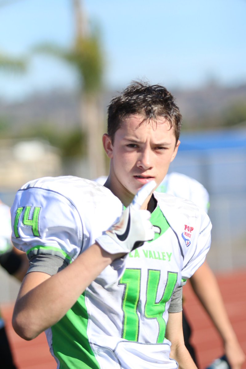 GriffCleveland's tweet photo. Super Bowl Bound @Pop_Warner #LAValleySeahawks #GForce14 #PopWarnerFootball #RiseAndGrind https://t.co/Rb0SRUX73L