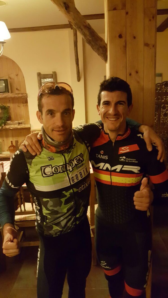 cannondalefran's tweet photo. @colomacarlos @Compex_ES   Espectacular finde compartiendo con nuestro medallista Coloma  y aprendiendo cada segundo a su lado cosas nuevas https://t.co/trgkG6WFFU