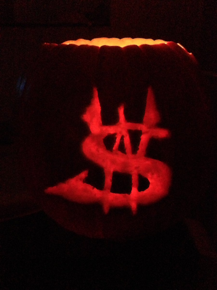 Cyndifferous's tweet photo. My bonus kid's #WeerdScience pumpkin! #LetsGetWeerd #AllThingsCoheed https://t.co/JanOfAWJou