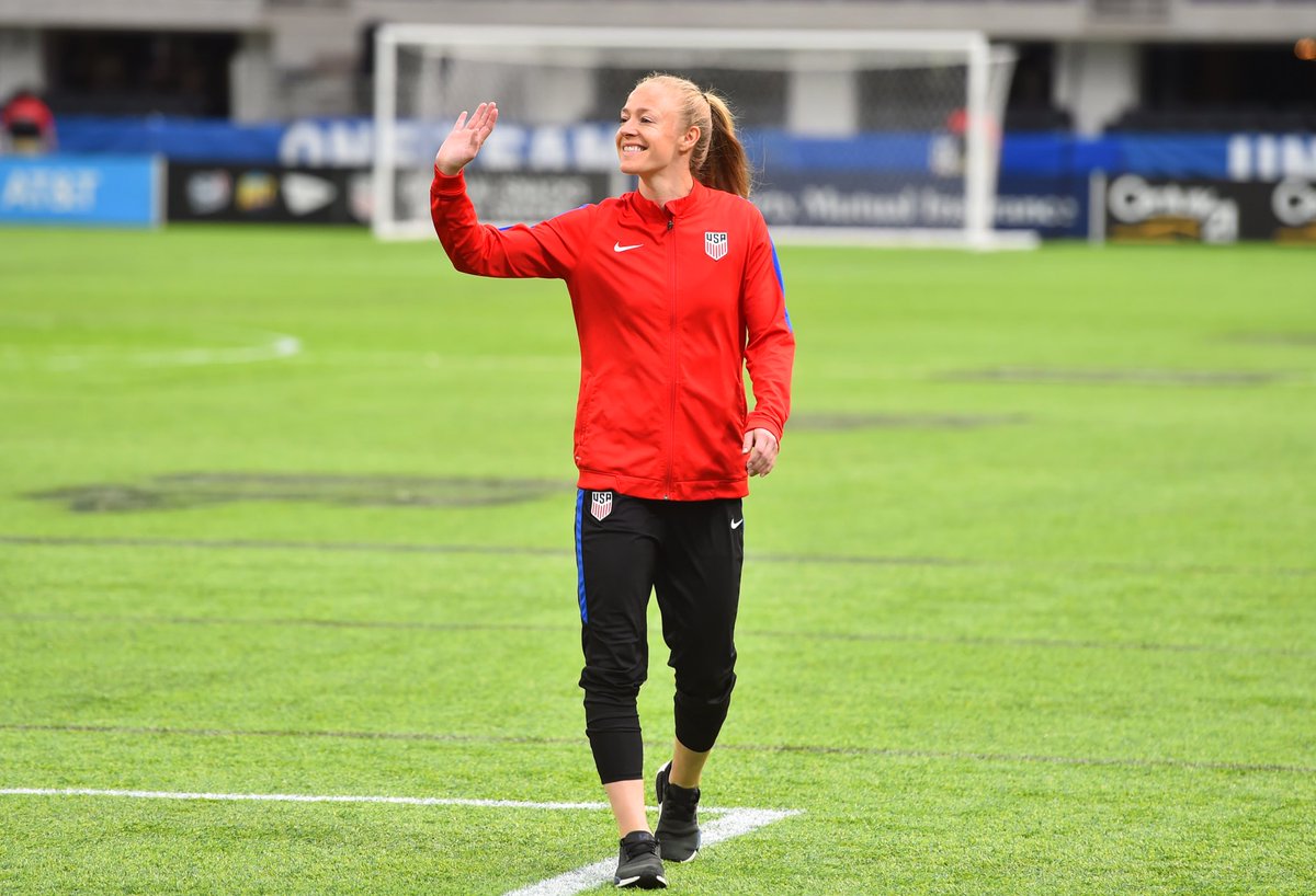 USWNT's tweet photo. Before #USAvSUI kicks off in Minneapolis (12:45pm CT; @FS1) read more about today's starting XI.
#LineupNotes: https://t.co/yDiEdd289v. https://t.co/5QM1YH9fpc
