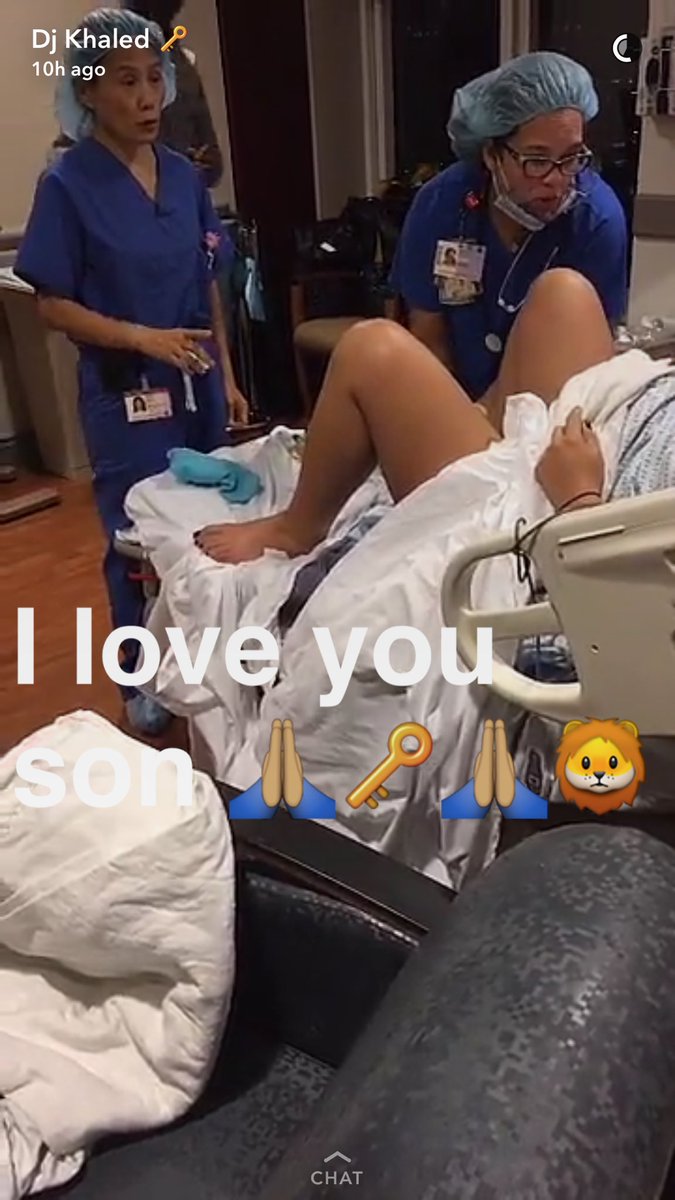 grantexplores's tweet photo. #SundaySnapchat
@djkhaled gives snaps of his child's birth - the lion.  🦁🔑 #djkhaled #snapchat #igotthekeys https://t.co/ChnWhTEISj