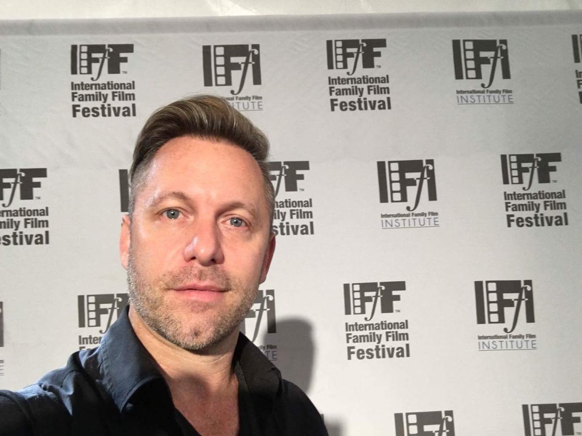 Shttrd_img_flms's tweet photo. @catchngfireflyz is screening today at #IFFI with #shatteredimagefilms &amp; #director @1eewhittaker https://t.co/uQYSUOQ1oX
