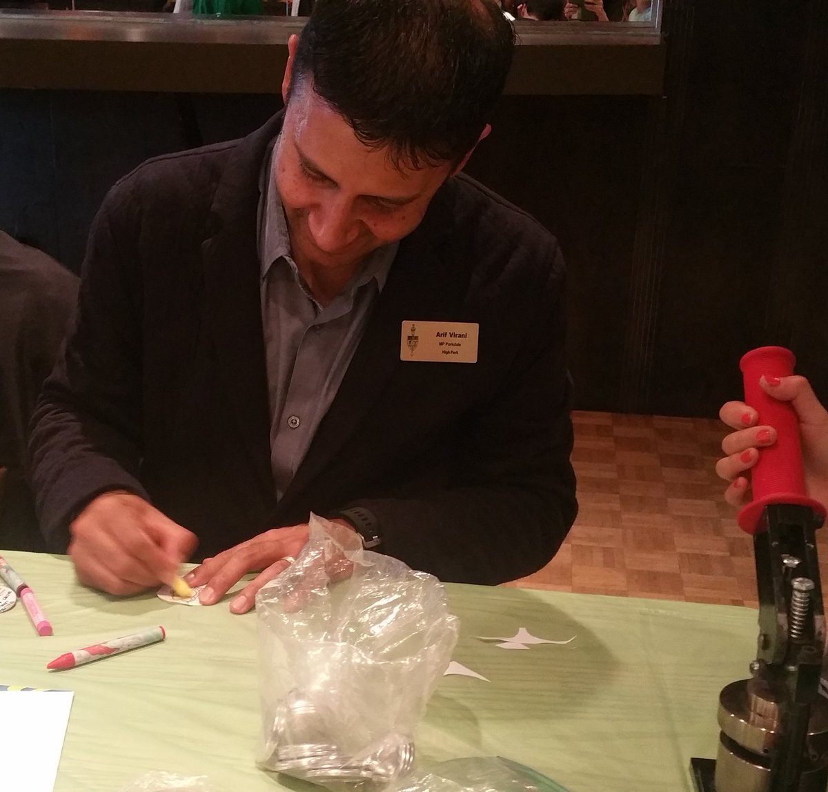 viraniarif's tweet photo. Lots of fun for the family #toasttoautumn @bloorbythepark https://t.co/MsU07KaM1V