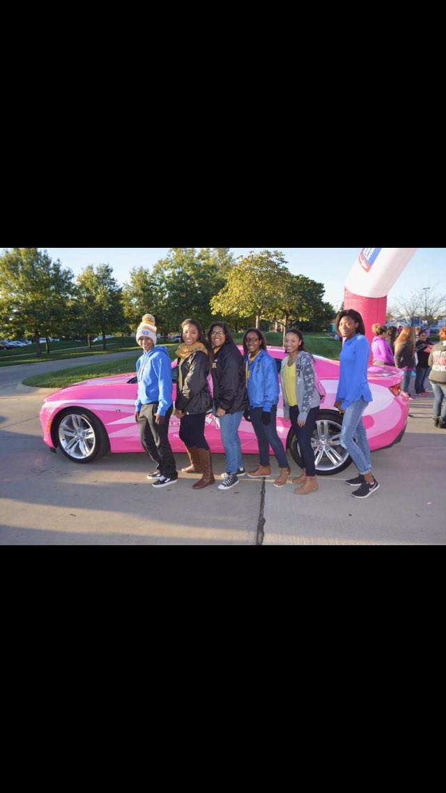 Wichita_KL's tweet photo. Breast cancer walk yesterday was a success with The Rhoers ✊🏾👌🏾🙌🏾 https://t.co/viQXiXKLVE