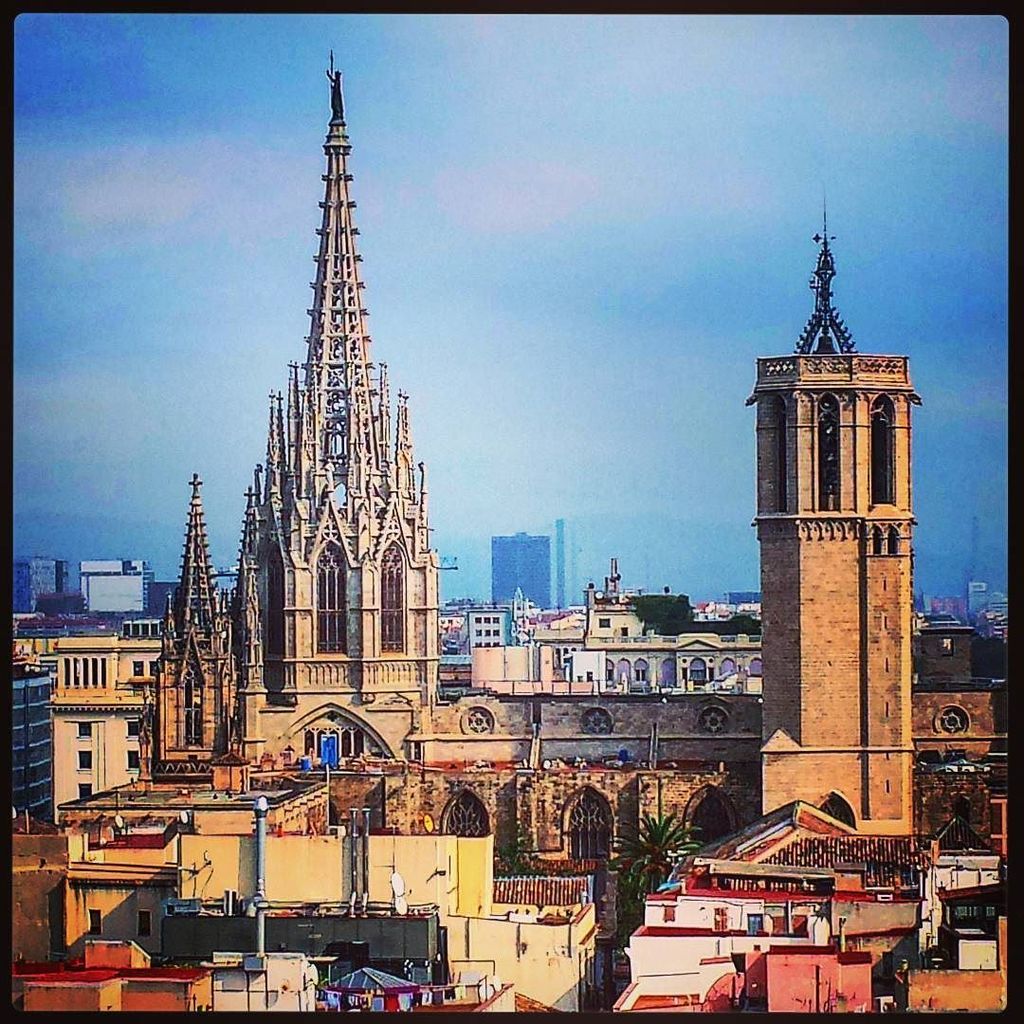 ephimerous's tweet photo. #Catedral #Cathedral #BarriGòtic #Barcelona #Catalunya #Catalonia #igers #igerscatalonia #instagramers #igersbarcel… https://t.co/dx48ibdpcZ