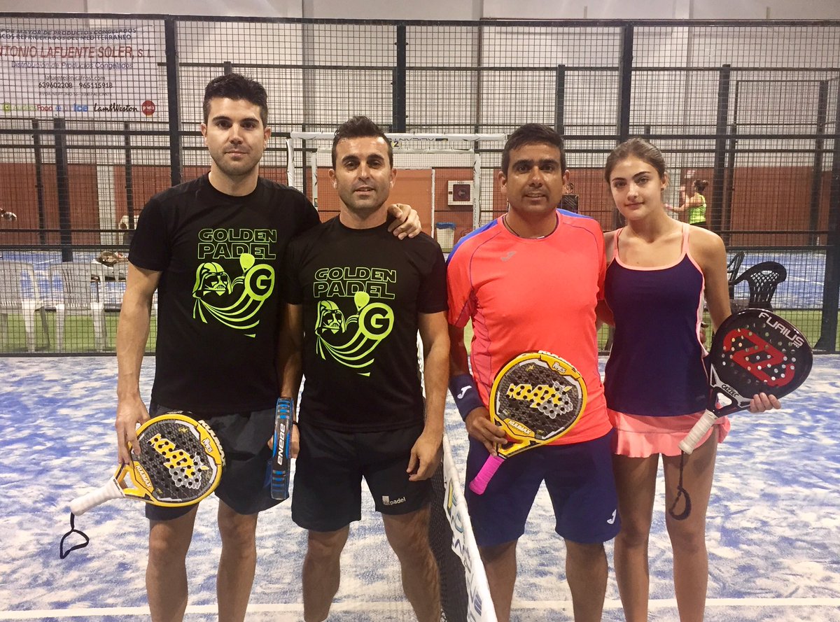raul_tfaesports's tweet photo. Marina Martínez y @NachoGonzlez  en su partido de torneo @SofibellaEurope @PADELCLUB #ligamatch https://t.co/TP22Ujowyk