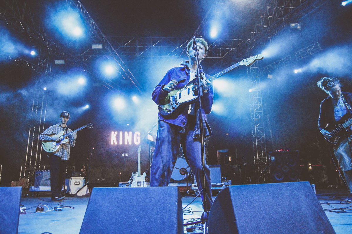 invertebabe's tweet photo. King Krule | Beach Goth https://t.co/yr0i9fQvS0