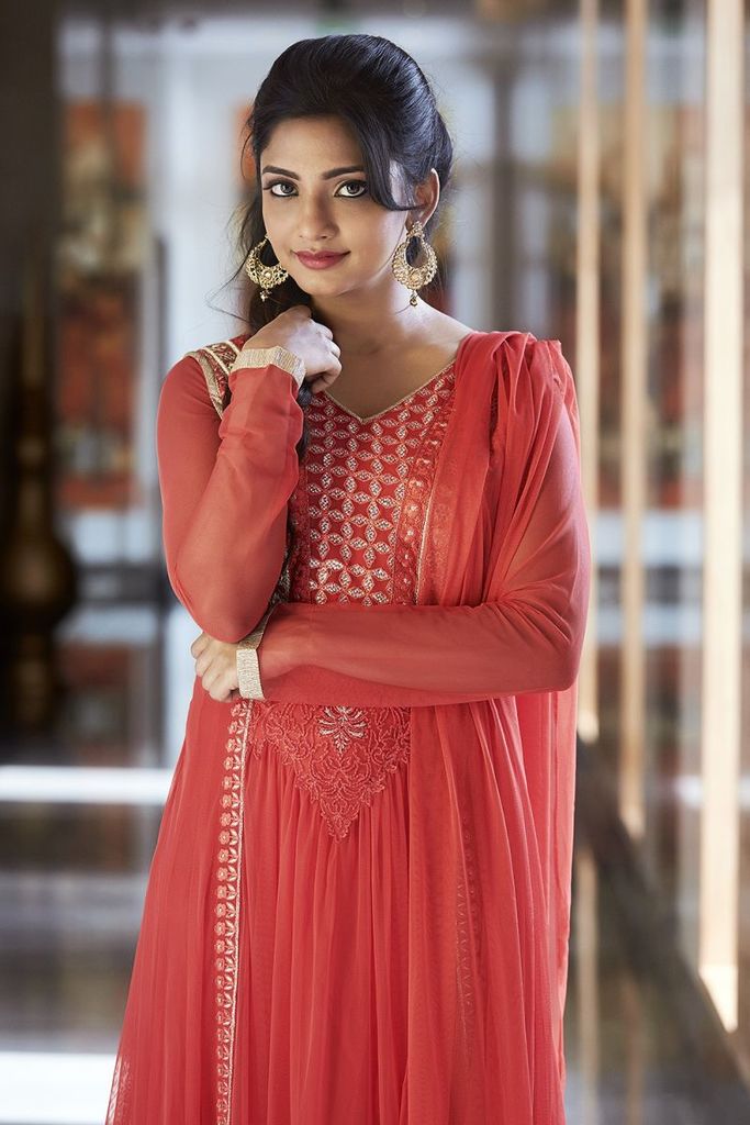 WTactresspic's tweet photo. Actress Kamna Latest Cute Hot Spicy Photos Gallery https://t.co/S6etcEaoMD https://t.co/2F1X8eYq76
