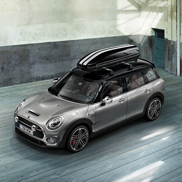 Our Winter Pack comes with everything you need to keep your #MINI protected over the colder, wetter months: ow.ly/9pKP305n72x