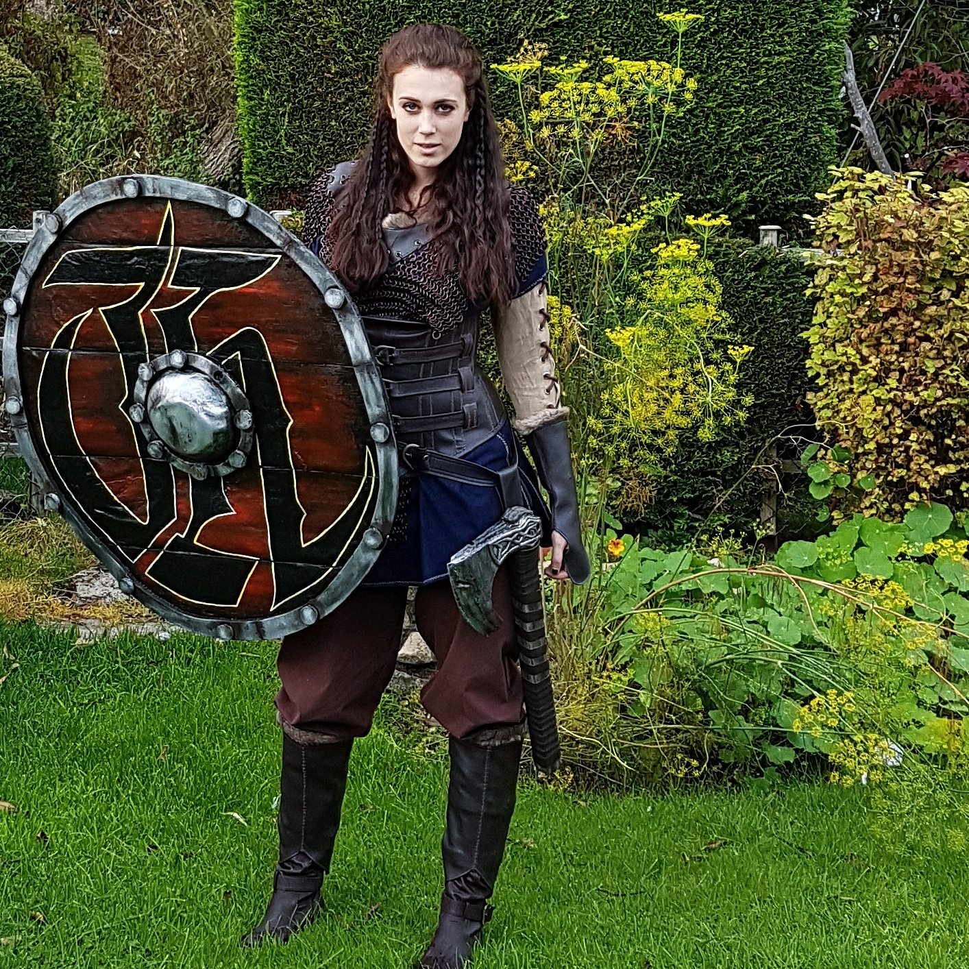 Charlotte on X: "Ok, here is it. My costume for @MCMComicCon. A viking shield maiden. https://t.co/IuSQ5b7hR3" / X