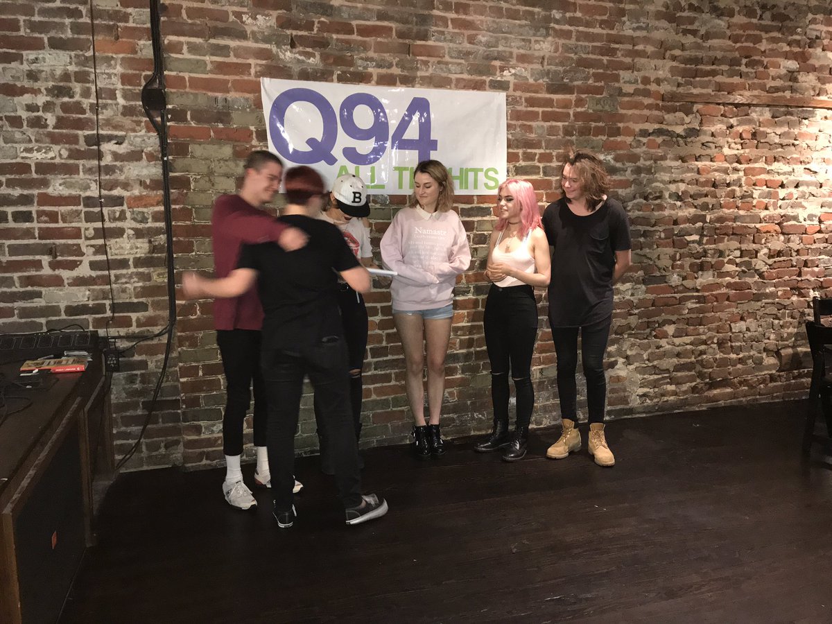 standtallash's tweet photo. @IainShipp @NiaLovelis @MirandaMiller @RenaLovelis @CaseyMoreta @HeyViolet thank you guys so much I love you guys https://t.co/dM1YPOP0vn