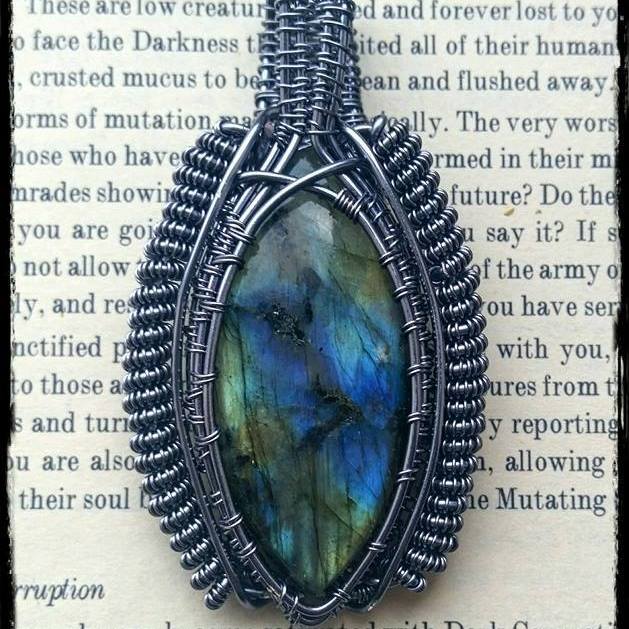 Craftypumpkin's tweet photo. More wire wrapped goodness :) #crafthour https://t.co/HOhE0BLQkS https://t.co/zk6BUCX7wY