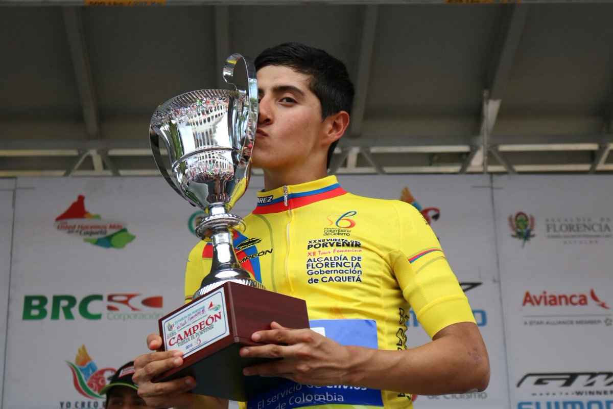 Las imágenes de nuestros campeones. Johjan García campeón #VPorvenir y <a href="/anacsanabria/">AnaCristina Sanabria</a> tricampeona #TFemenino 2016