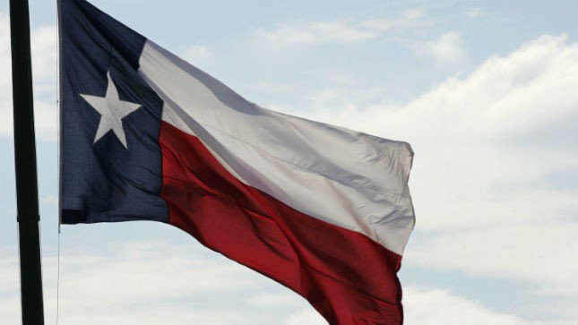 thehill's tweet image. JUST IN: RealClearPolitics declares Texas a tossup  hill.cm/c1bWqYp