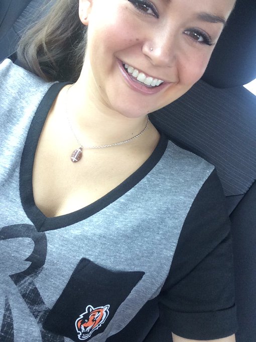 Oh yeah #SundayFunday #football .... Let's go #bengals https://t.co/gbCzlQ7GBl<a href="/tag/sundayfunday"class="tags">#SundayFunday</a><a href="/tag/football"class="tags">#football</a><a href="/tag/bengals"class="tags"><span>#bengals</span></a>