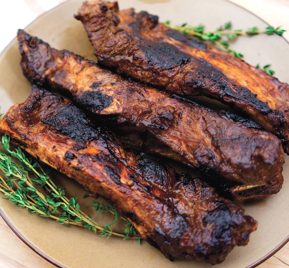 beaversuper's tweet photo. USDA Boneless Country-Style Spare Ribs - $1.69 Lb. - Family Pack - "Lowest Price in the County!" https://t.co/MX4WPleXWE